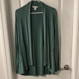 Athleta Green Women's Pranayama Restore Wrap